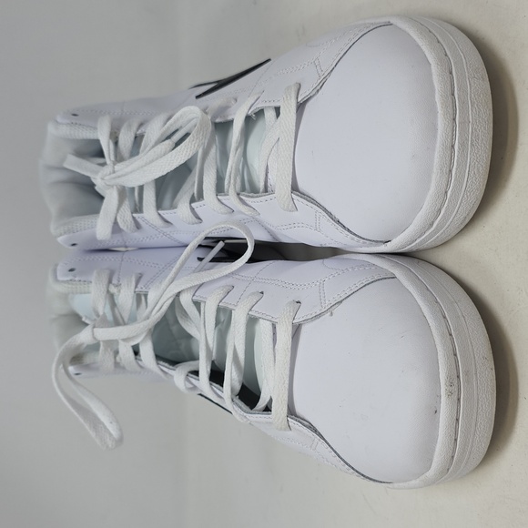 Nike Court Royale 2 White Athletic Shoes Size 12 main image 6